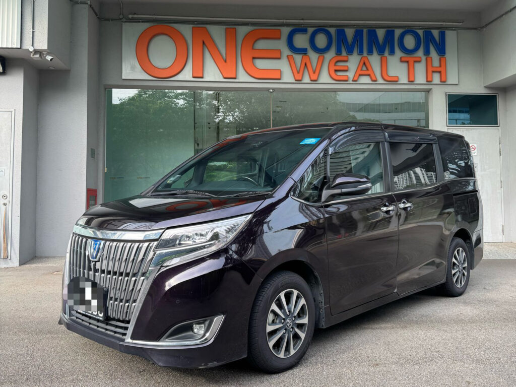 Toyota Esquire 2.0A [Purple] (For Rent)